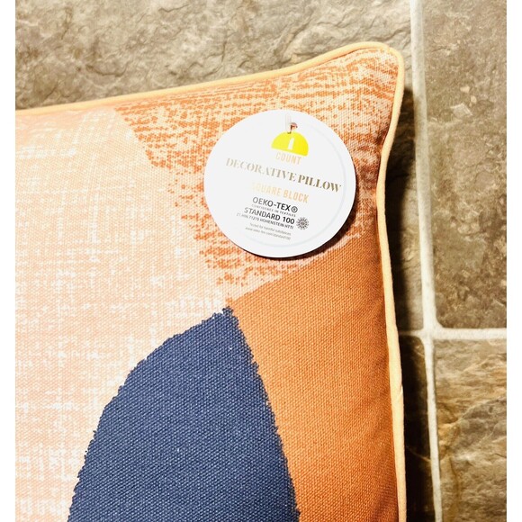 14 x 14 Inch Square Block Decorative Pillow for Porch or Sunroom Oeko-Tex - New - Picture 4 of 5